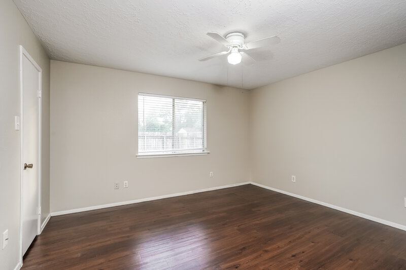 1,735/Mo, 21035 Rivershadows Ln Spring, TX 77388 Main Bedroom View
