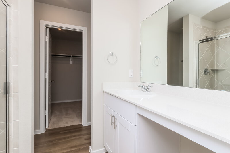1,880/Mo, 624 Levine Ct Montgomery, TX 77316 Main Bathroom View