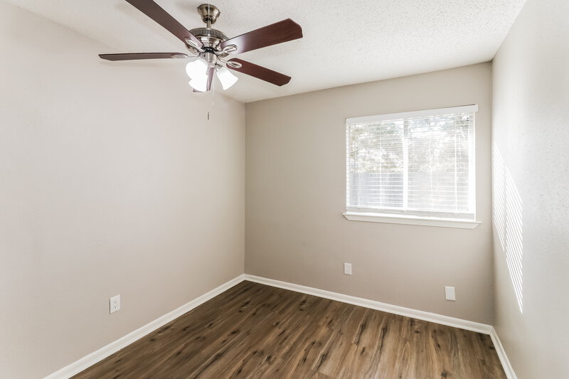 1,785/Mo, 19514 Glenway Falls Dr Katy, TX 77449 Bedroom View