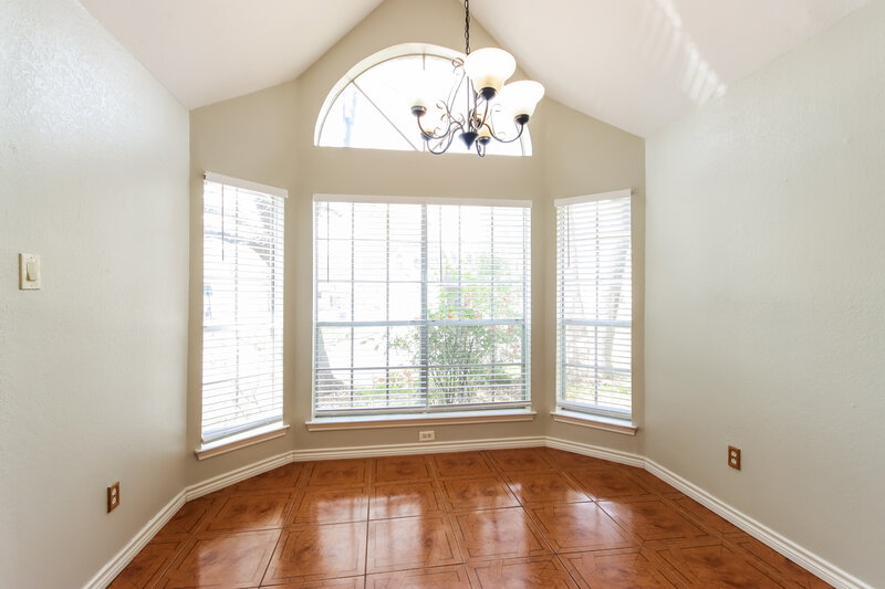 0/Mo, 5210 Kristen Ct Spring, TX 77373 Dining Room View