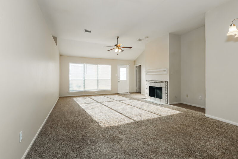 1,845/Mo, 31164 N Head Dr Spring, TX 77386 Living Room View