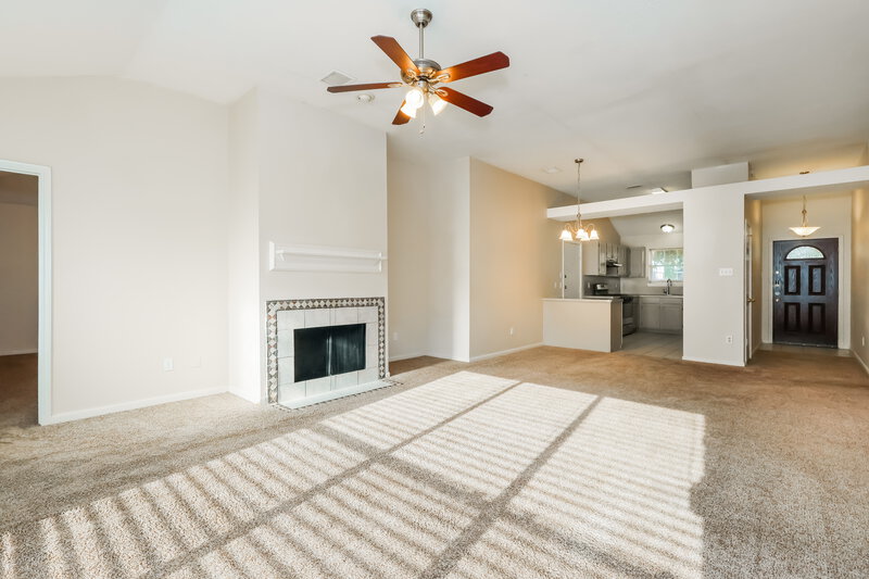 1,845/Mo, 31164 N Head Dr Spring, TX 77386 Living Room View 2