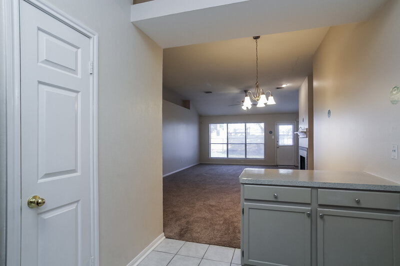 1,810/Mo, 31164 N Head Dr Spring, TX 77386 Kitchen View 3