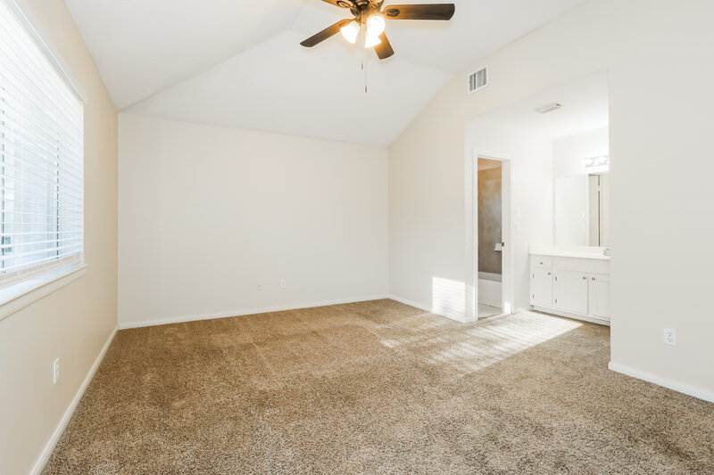 1,845/Mo, 31164 N Head Dr Spring, TX 77386 Main Bedroom View