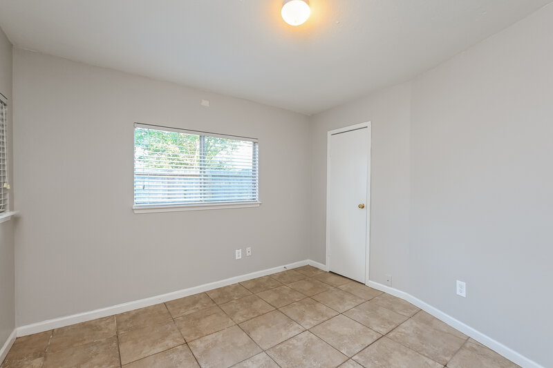1,800/Mo, 7515 Pepperbrook Dr Houston, TX 77041 Bedroom View 2