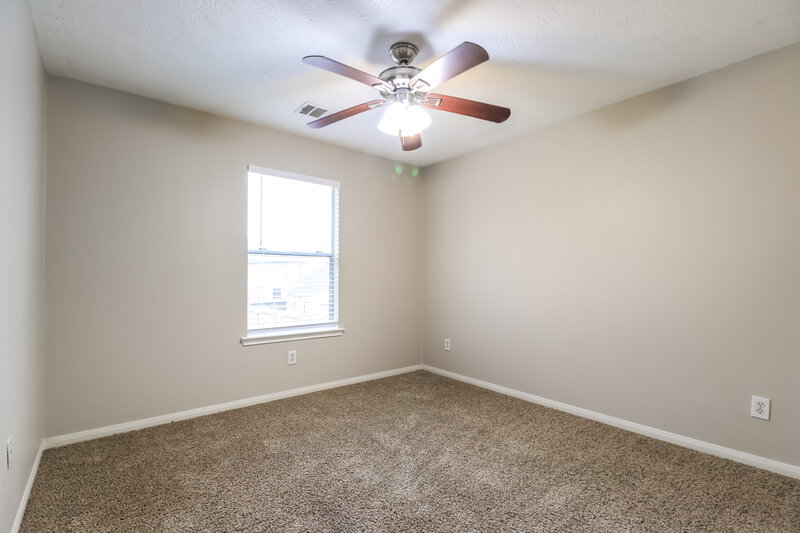 1,915/Mo, 19607 Cotton Creek Dr Tomball, TX 77375 Bedroom View