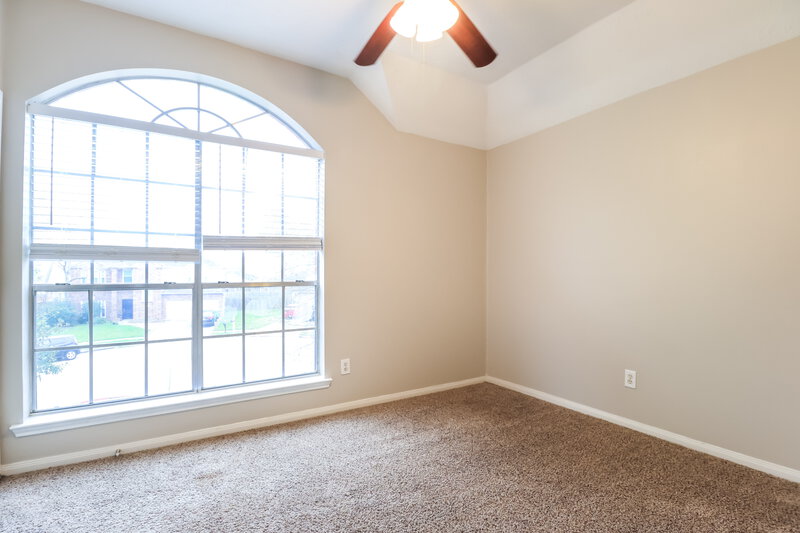 1,915/Mo, 19607 Cotton Creek Dr Tomball, TX 77375 Bedroom View 2