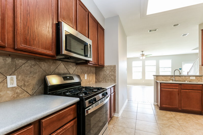 2,060/Mo, 24218 Bentgate Dr Spring, TX 77373 Kitchen View