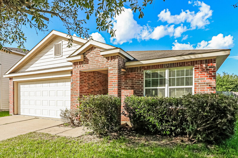 1,890/Mo, 7123 Northchase Ln Rosenberg, TX 77469 Front View