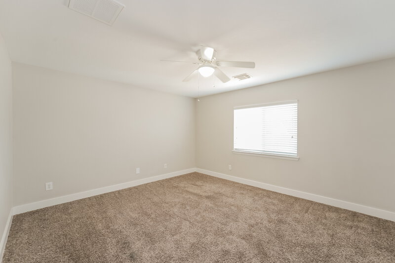 1,840/Mo, 19859 Hidden Shadow Ln Cypress, TX 77433 Main Bedroom View