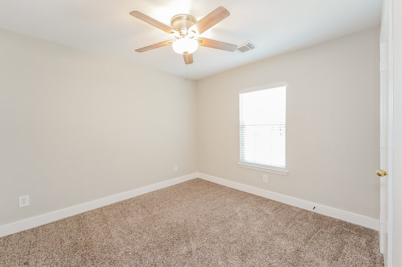 1,840/Mo, 19859 Hidden Shadow Ln Cypress, TX 77433 Bedroom View 2