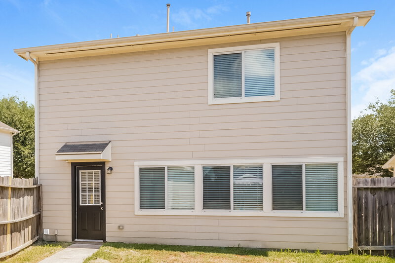 1,840/Mo, 19859 Hidden Shadow Ln Cypress, TX 77433 Rear View