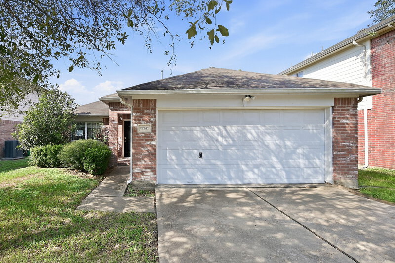 1,730/Mo, 19242 Hopeview Ct Katy, TX 77449 External View
