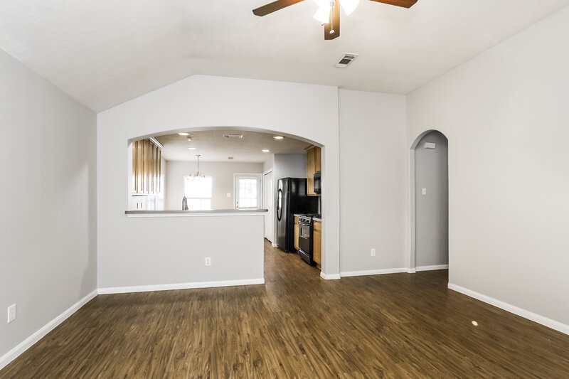 1,895/Mo, 19242 Hopeview Ct Katy, TX 77449 Living Room View