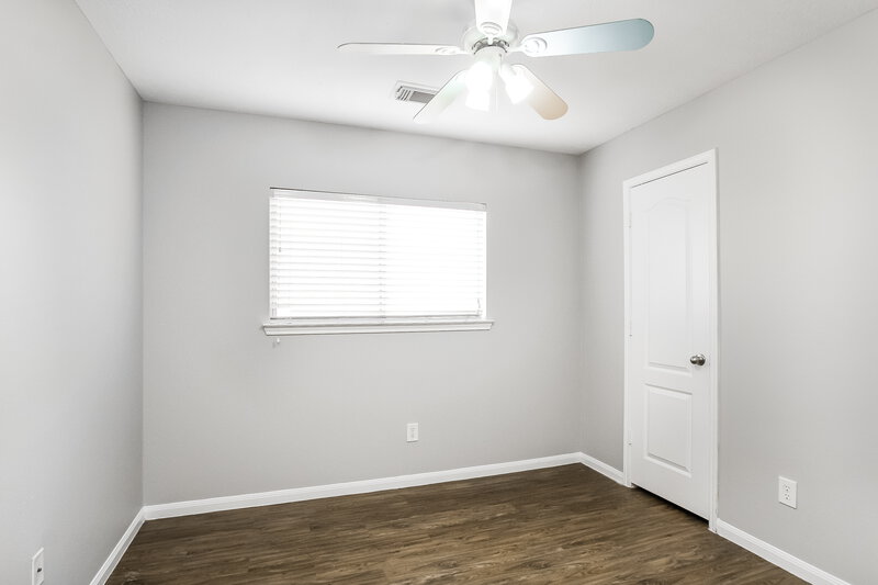 1,895/Mo, 19242 Hopeview Ct Katy, TX 77449 Bedroom View