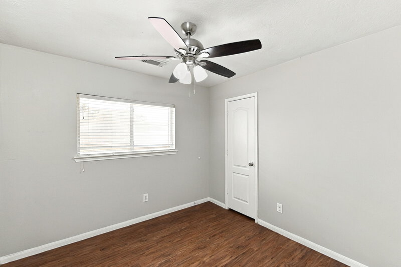 1,730/Mo, 19242 Hopeview Ct Katy, TX 77449 Bedroom View 3