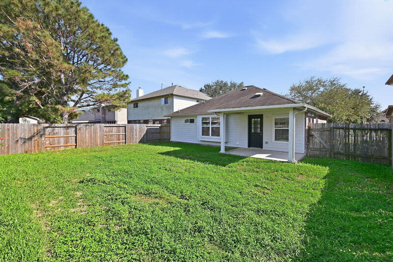 1,730/Mo, 19242 Hopeview Ct Katy, TX 77449 Rear View