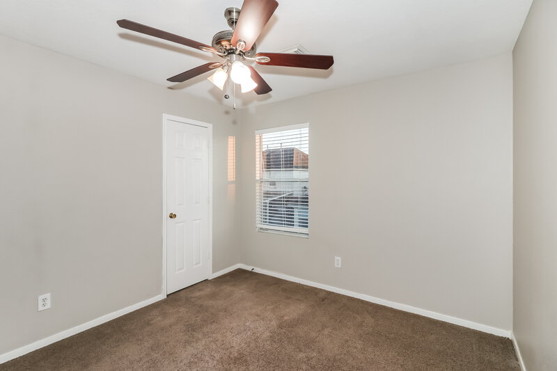 2,105/Mo, 12146 Landsdown Ridge Way Humble, TX 77346 Bedroom View