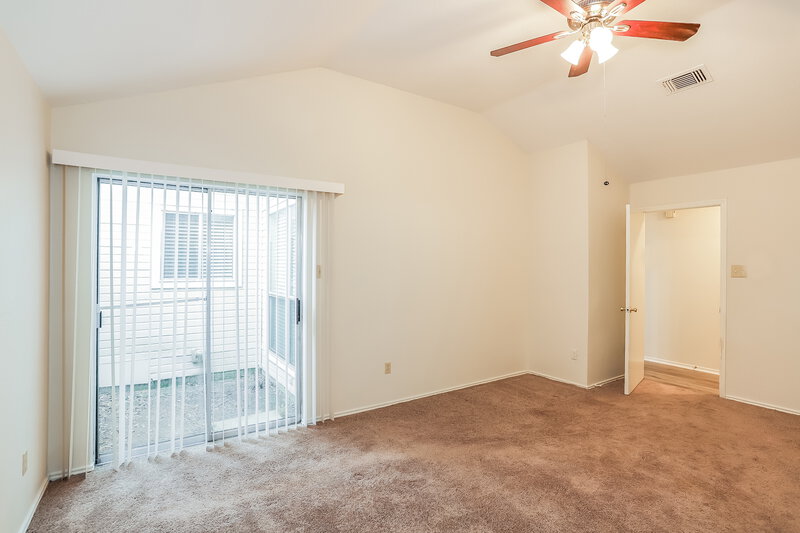 2,075/Mo, 1525 Miller Ave Katy, TX 77493 Main Bedroom View 2