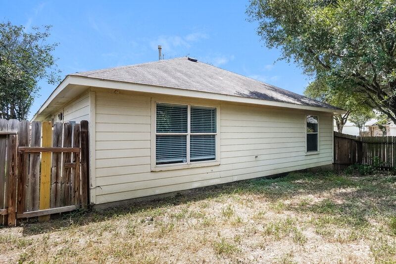 1,660/Mo, 19703 Byron Meadows Dr Katy, TX 77449 Rear View