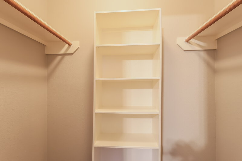 2,265/Mo, 12214 Landsdown Ridge Way Humble, TX 77346 Walk In Closet View 2