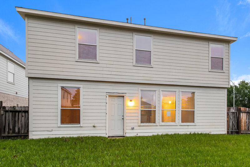 2,265/Mo, 12214 Landsdown Ridge Way Humble, TX 77346 Rear View