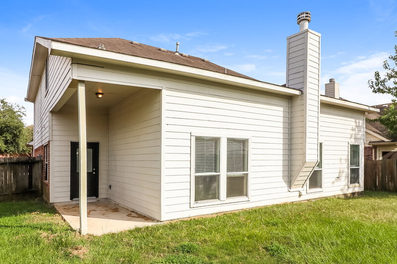 2,135/Mo, 10007 Barr Lake Dr Houston, TX 77095 Rear View