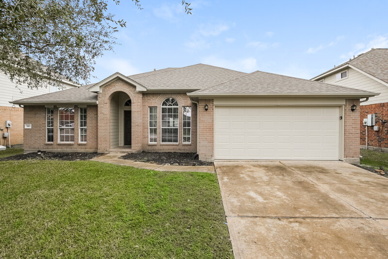 2,095/Mo, 3911 E Teal Estates Cir Fresno, TX 77545 External View