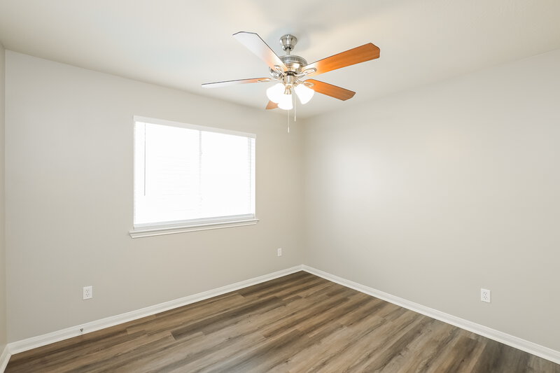 2,095/Mo, 3911 E Teal Estates Cir Fresno, TX 77545 Bedroom View 2