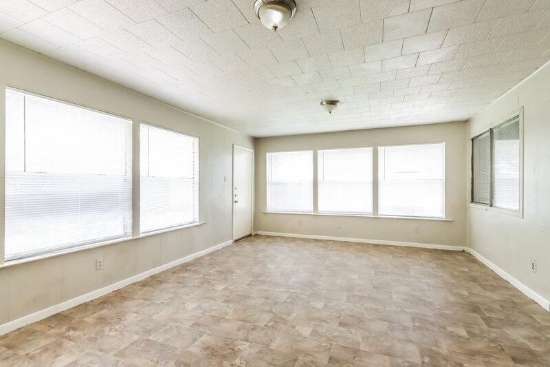 2,120/Mo, 10618 Plum Lake Dr Houston, TX 77065 Living Room View 3
