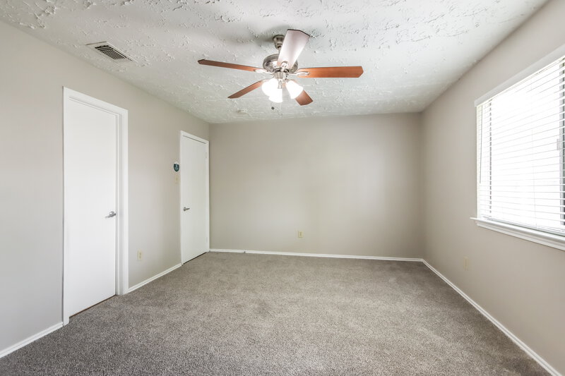 2,120/Mo, 10618 Plum Lake Dr Houston, TX 77065 Main Bedroom View