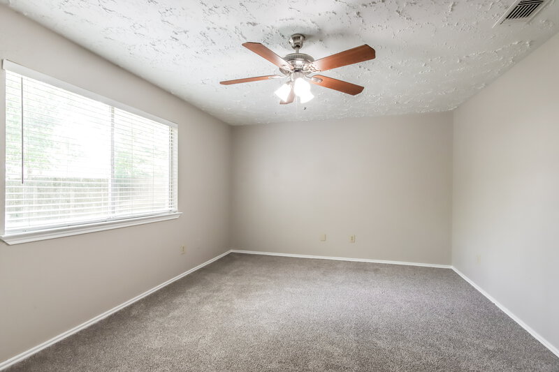 2,120/Mo, 10618 Plum Lake Dr Houston, TX 77065 Main Bedroom View 2