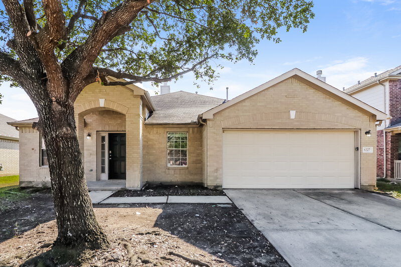 1,910/Mo, 6227 Channelbrook Ln Spring, TX 77379 External View