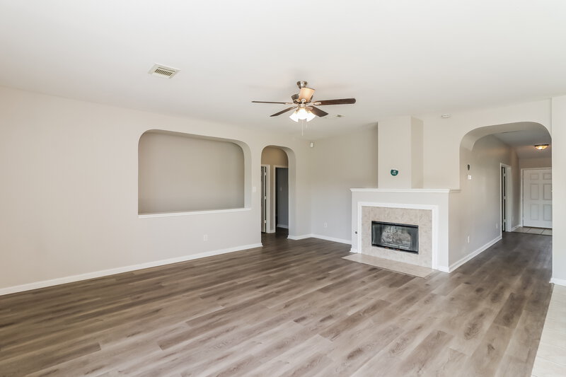 1,910/Mo, 6227 Channelbrook Ln Spring, TX 77379 Living Room View 2