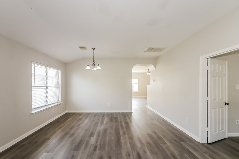 1,910/Mo, 6227 Channelbrook Ln Spring, TX 77379 Dining Room View 2