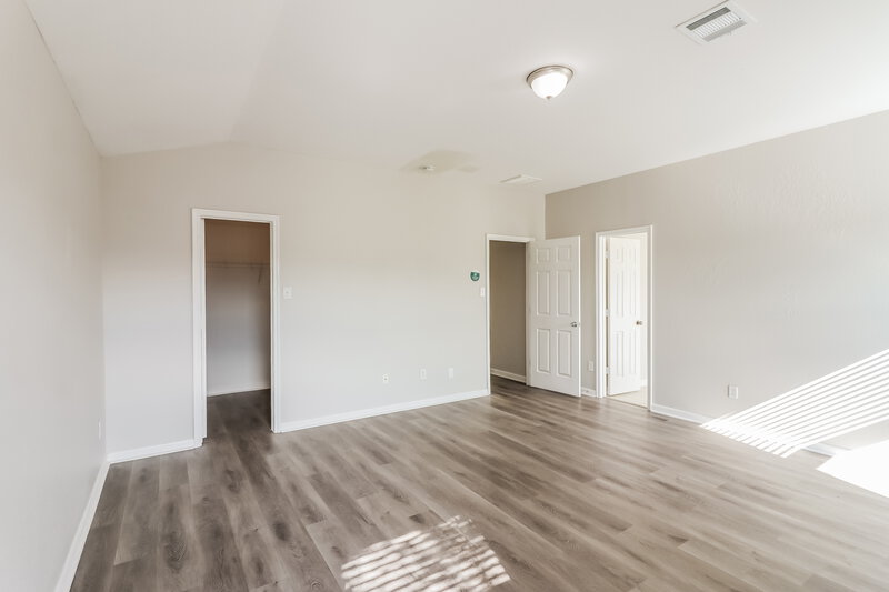1,910/Mo, 6227 Channelbrook Ln Spring, TX 77379 Main Bedroom View 2