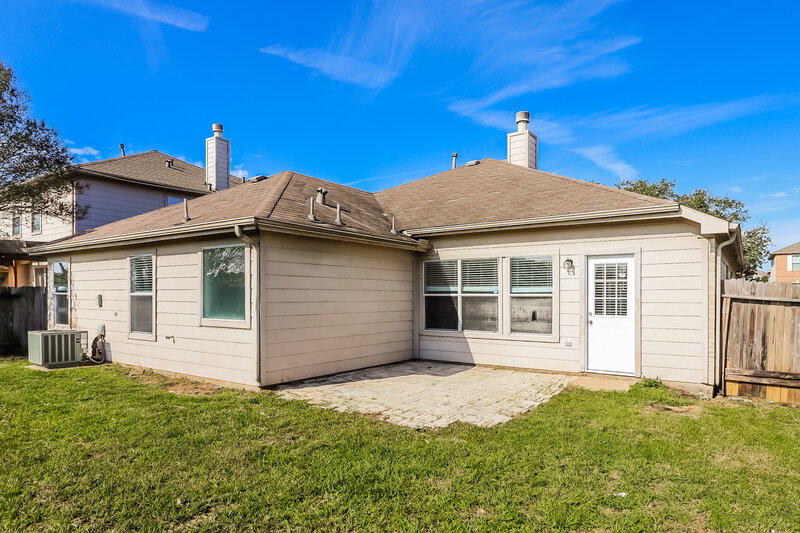 1,910/Mo, 6227 Channelbrook Ln Spring, TX 77379 Rear View