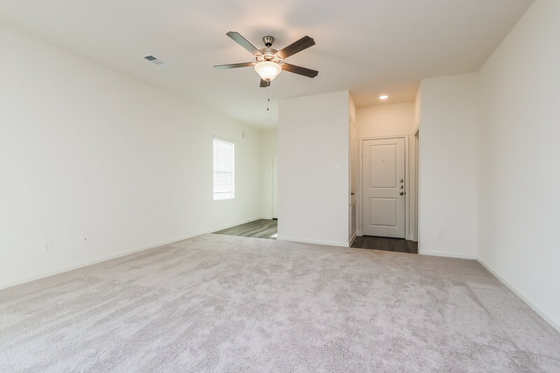 1,435/Mo, 15310 Abella Dr Montgomery, TX 77316 Living Room View