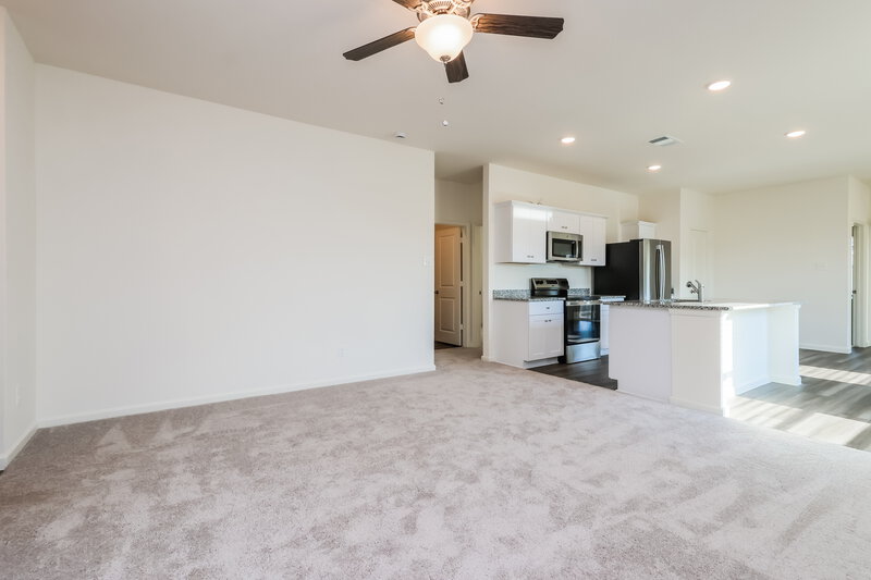 1,435/Mo, 15310 Abella Dr Montgomery, TX 77316 Living Room View 2
