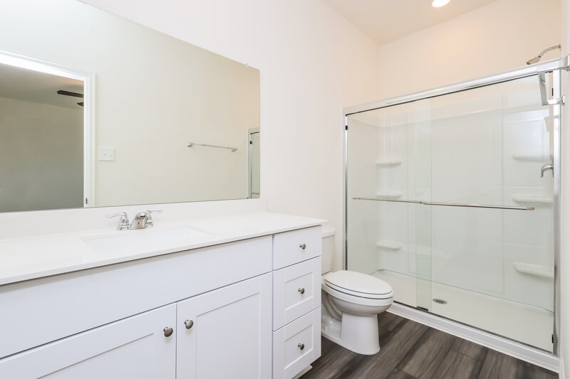 1,435/Mo, 15310 Abella Dr Montgomery, TX 77316 Main Bathroom View