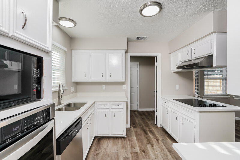 2,365/Mo, 1030 Cascade Creek Dr Katy, TX 77450 Kitchen View 2
