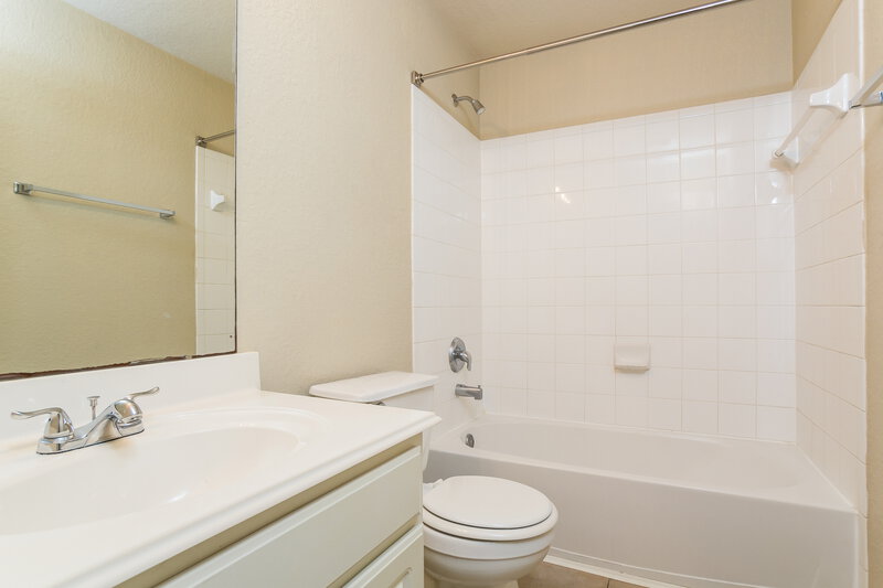 2,275/Mo, 3106 Crossout Ct Spring, TX 77373 Bathroom View