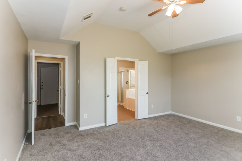 2,505/Mo, 4223 Pathway Ct Fresno, TX 77545 Main Bedroom View 2