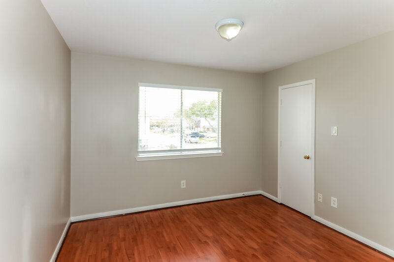 2,505/Mo, 4223 Pathway Ct Fresno, TX 77545 Bedroom View 4