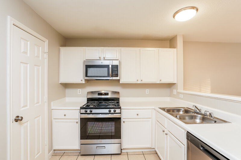 2,130/Mo, 3315 Maymist Dr Katy, TX 77449 Kitchen View
