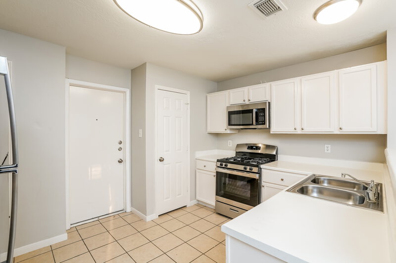 2,130/Mo, 3315 Maymist Dr Katy, TX 77449 Kitchen View 2