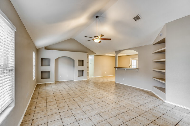 1,650/Mo, 18719 Reynolds Park Dr Katy, TX 77449 Living Room View