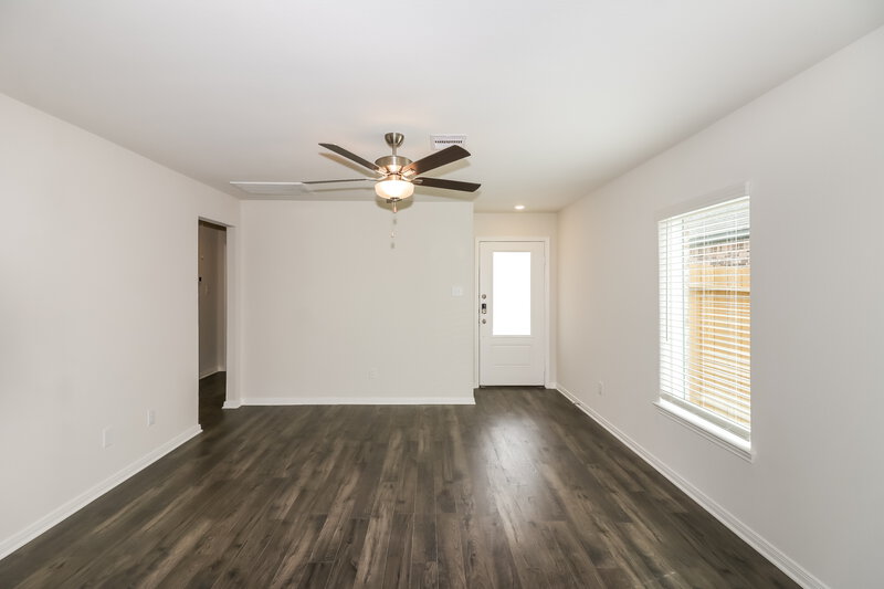 1,740/Mo, 7522 Thrips Ln Richmond, TX 77469 Misc View 3