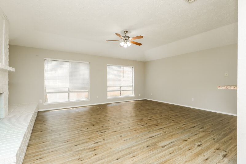 1,785/Mo, 4703 Lost Lake Ln Spring, TX 77388 Living Room View 3