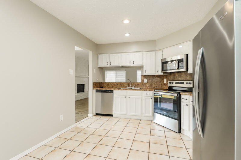 1,785/Mo, 4703 Lost Lake Ln Spring, TX 77388 Kitchen View